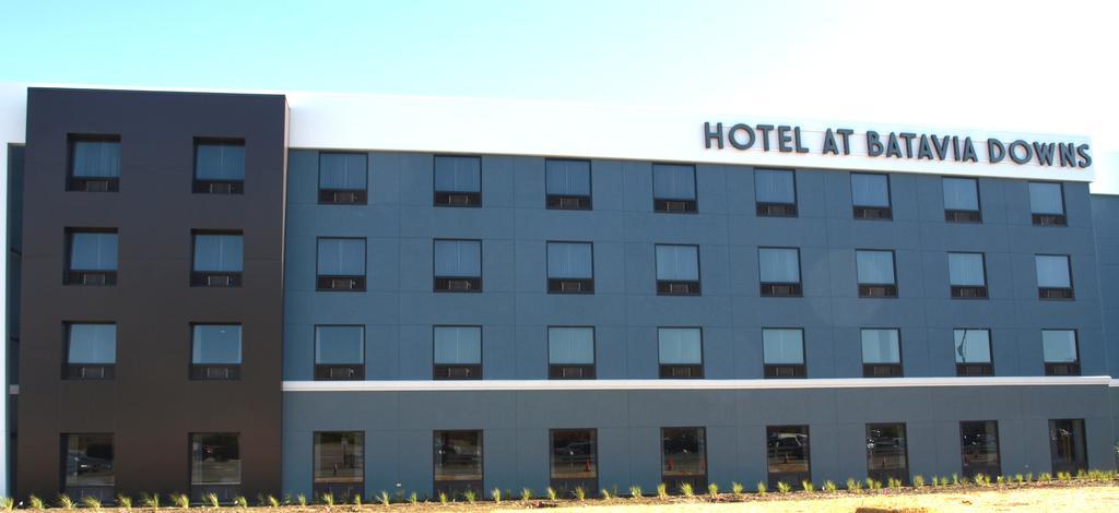 Hotel At Batavia Downs Екстер'єр фото